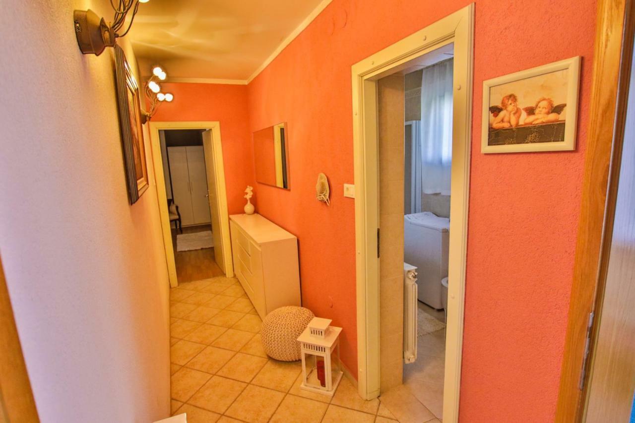 Apartment Dori Porec Bagian luar foto